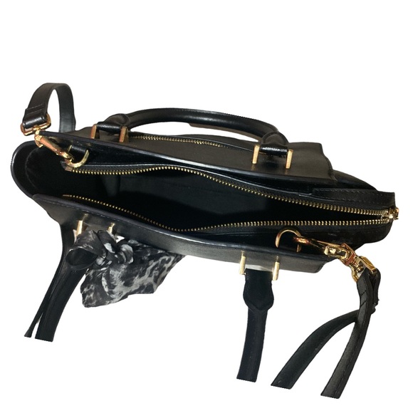 Charles & Keith Shoulder bag - Picture 6 of 10